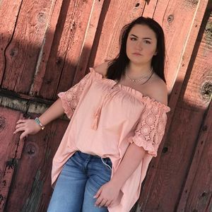 Meet your Posher, Bella